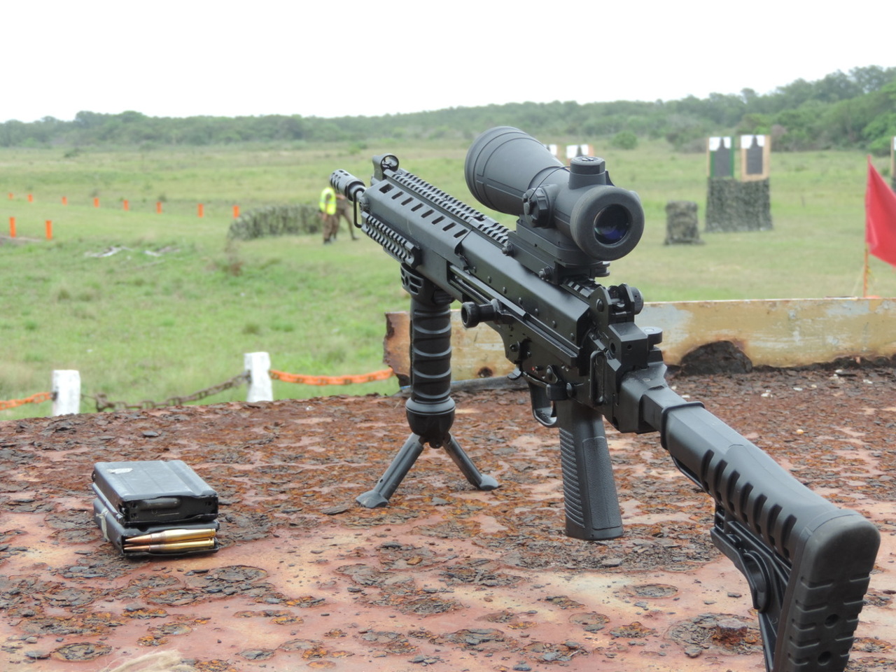 Exército treina militares com Fuzil IA2 da IMBEL