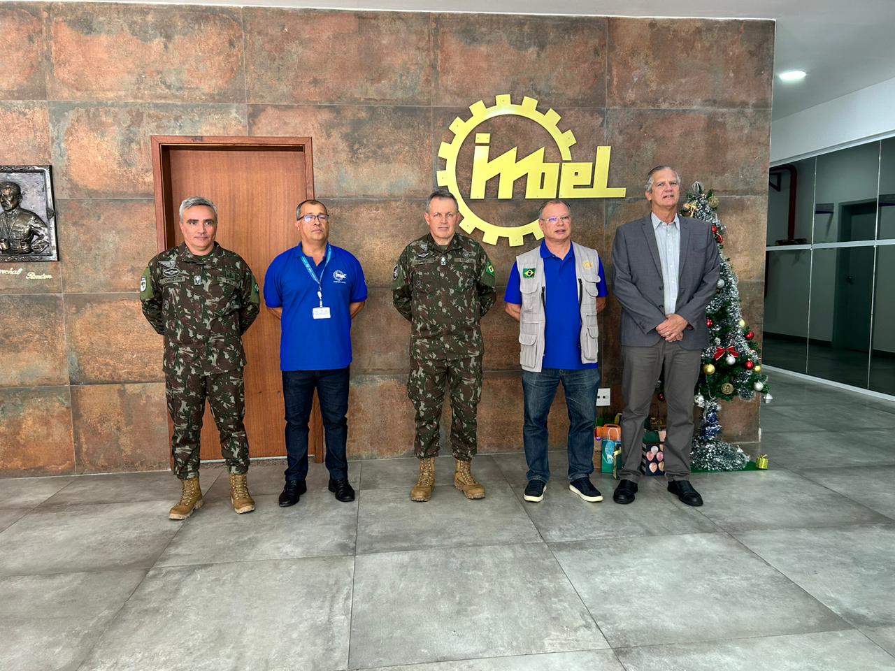 FMCE recebe a visita do Comandante do Exército Brasileiro