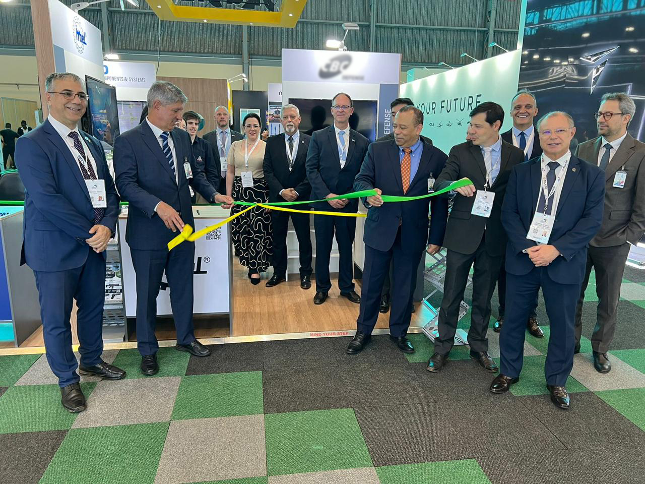 IMBEL participa de Feira de Defesa na África do Sul