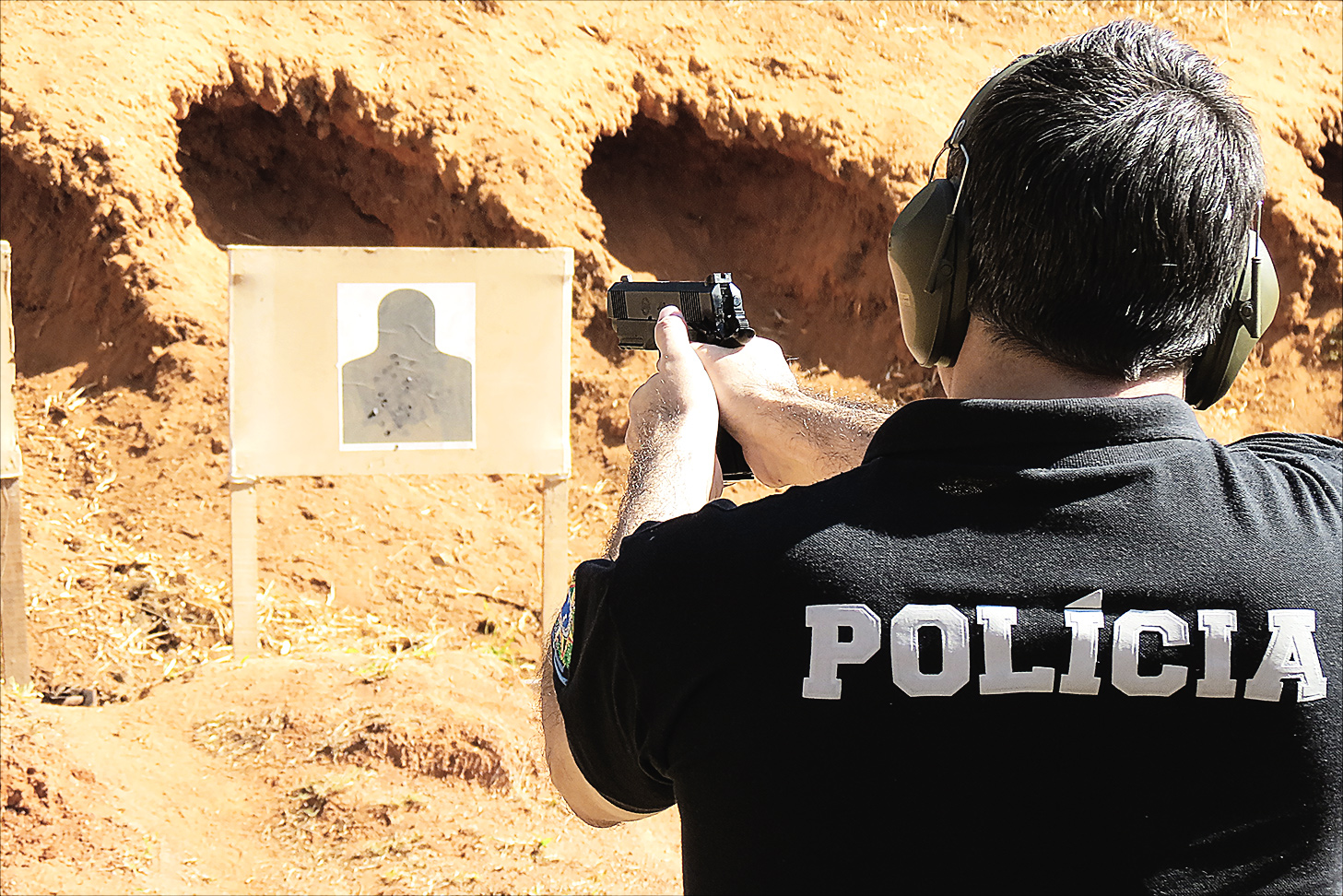 PISTOLA IMBEL 40 TC MD6